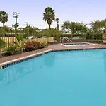 Ramada Plaza By Wyndham Garden Grove/Anaheim South 